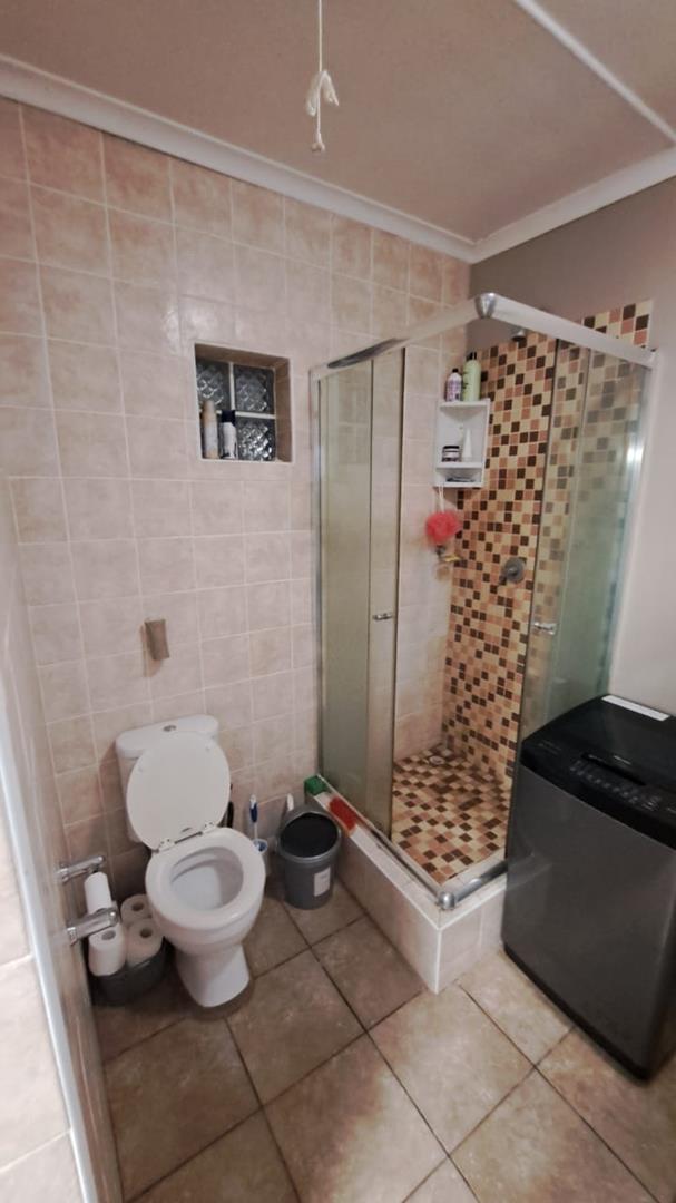 To Let 2 Bedroom Property for Rent in Chrismar Western Cape